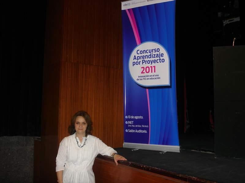 Egresados condecorados: Marta Elena González Fernández recibió un premio por su proyecto